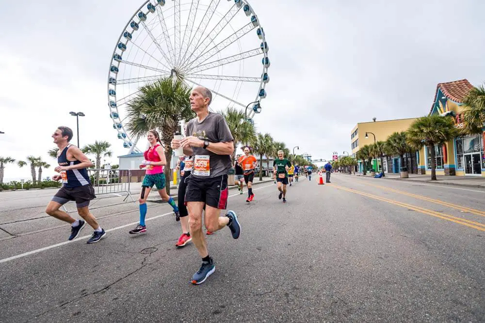 why are marathon runners so skinny